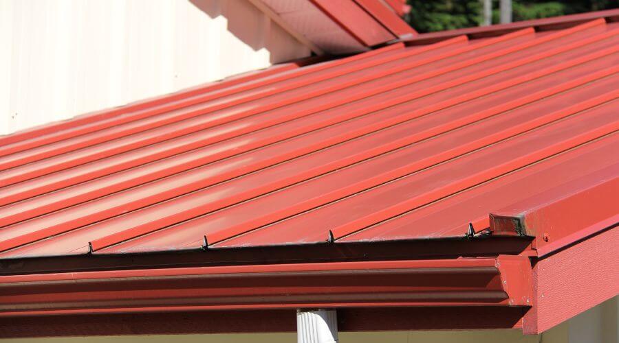 Professional gutter cleaning services in Corinth, MS